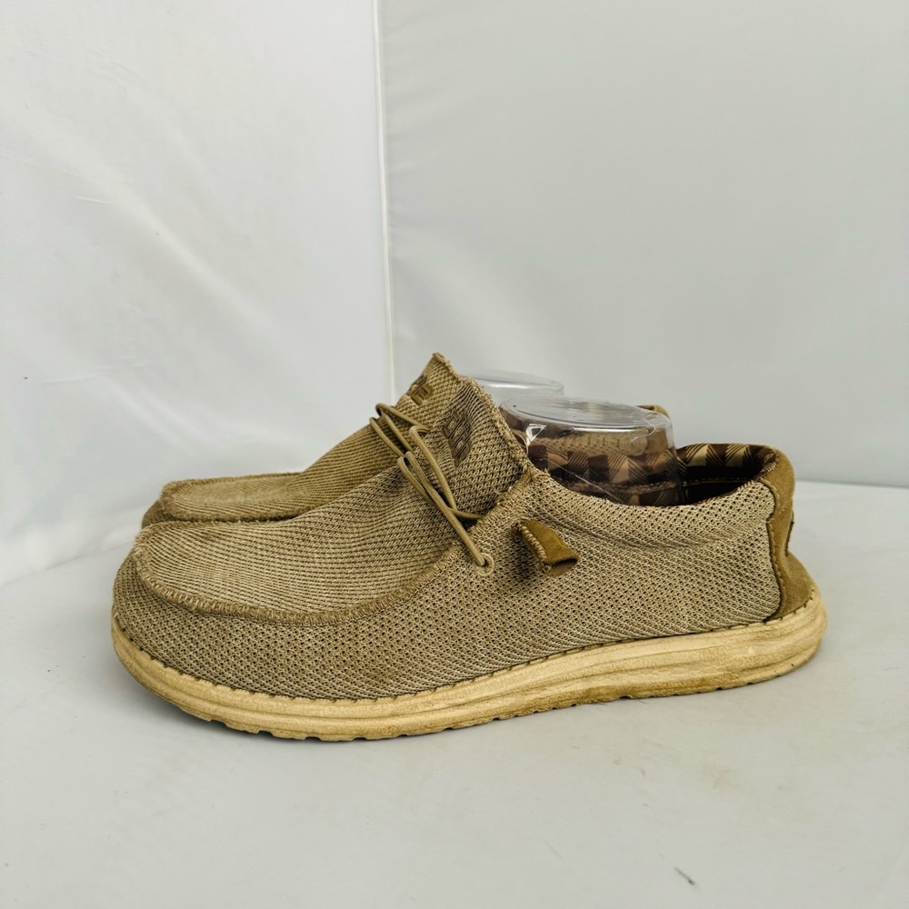 Hey Dude Wally Sox Sand Loafers Men’s Size 11.5